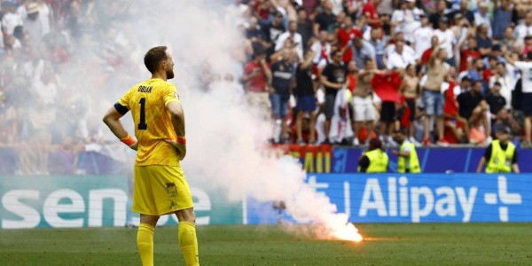 西甲球员工资排名前二十曝光！皇马11人巴萨7人！姆巴佩每周469万